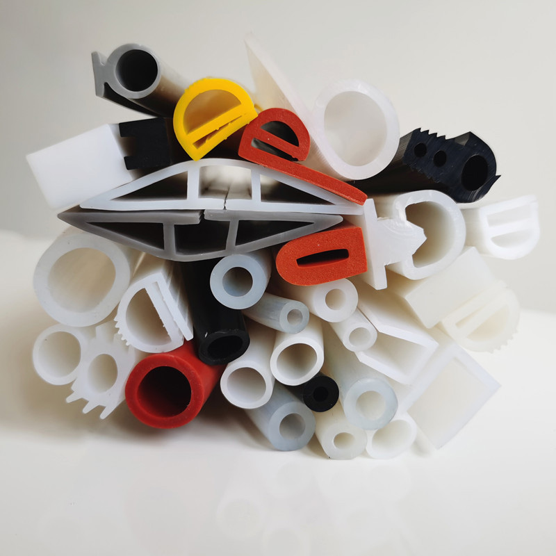 工业环境酸碱腐蚀密封条？嵘牌特种配方硅胶，耐轻微酸碱腐蚀，为化工厂量身定制