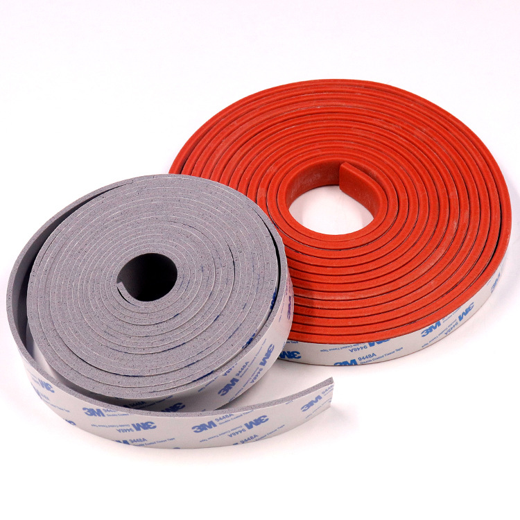 嵘牌橡塑发泡硅胶条：新能源汽车电池安全的有效屏障